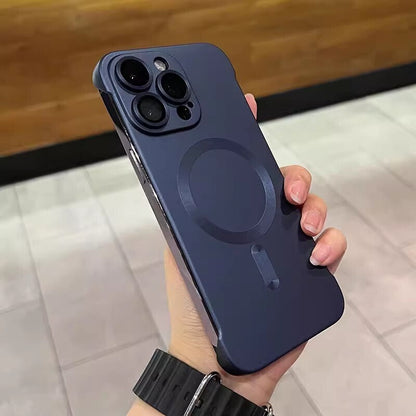 Matowe, ultracienkie, elastyczne etui na iPhone'a - zgodne z MagSafe