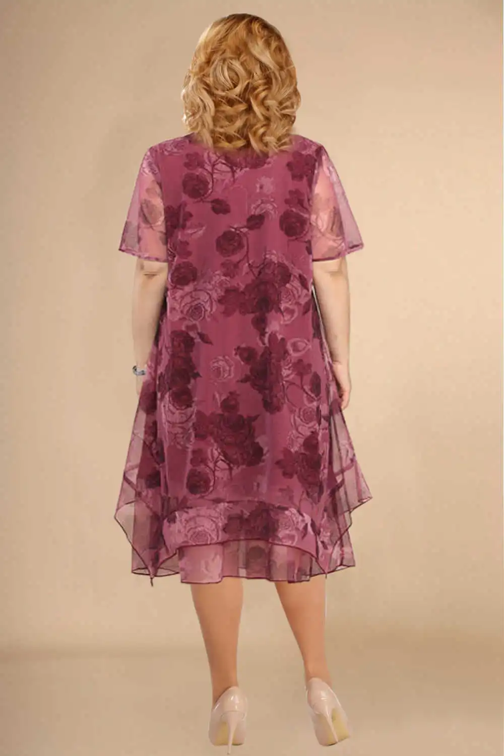 Duża letnia sukienka z szyfonu w kwiaty