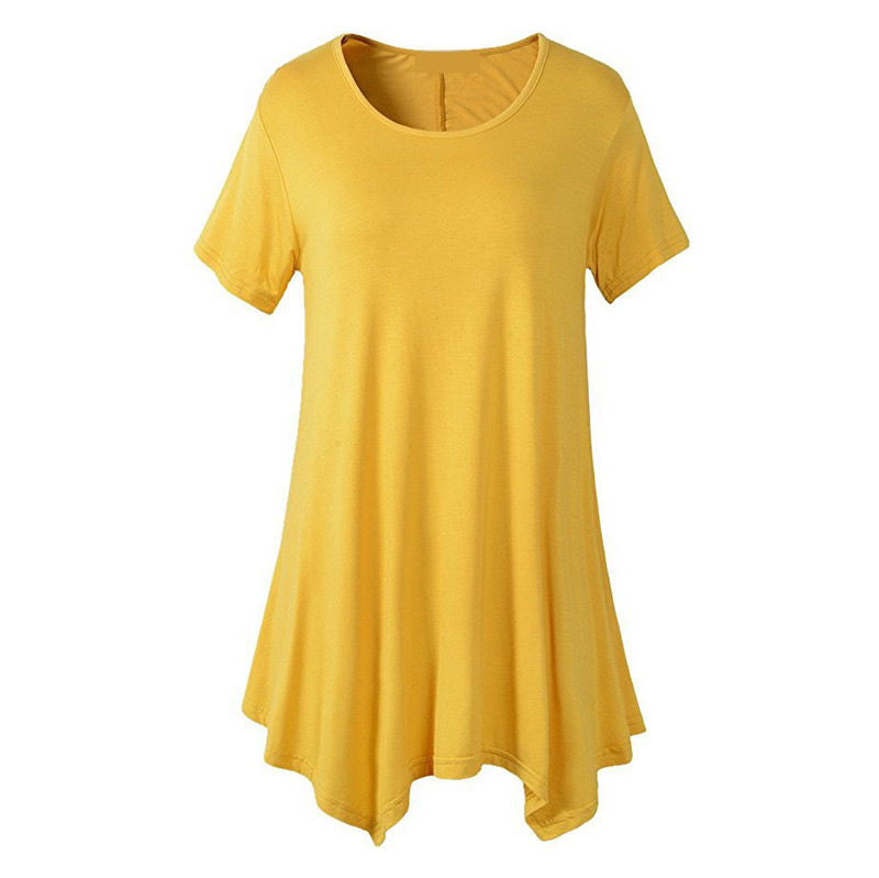 Damska luźna koszulka z krótkim rękawem o średniej długości