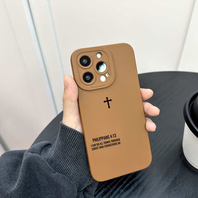 Matowe etui na iPhone'a z wzorem krzyża